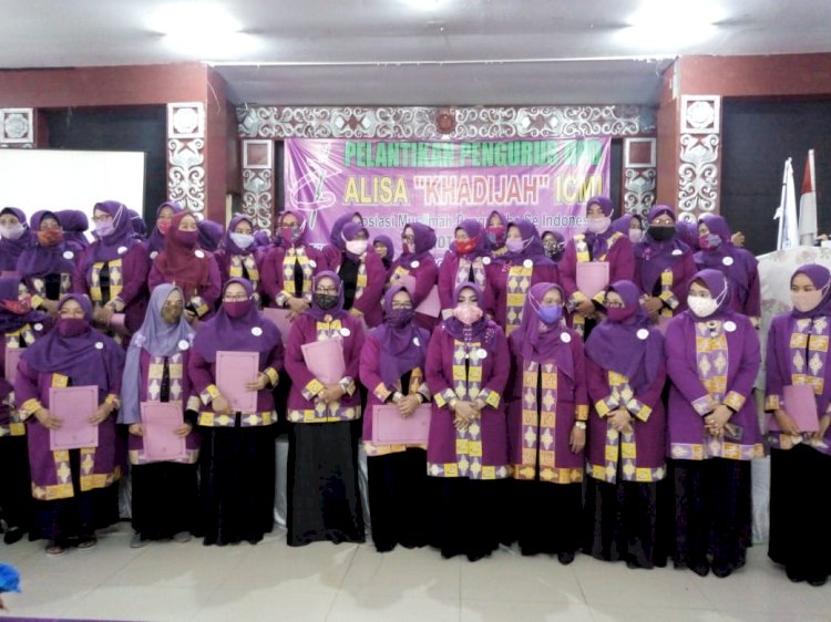 Pelantikan Pengurus DPD Alisa 'Khadijah' ICMI Kota Bekasi