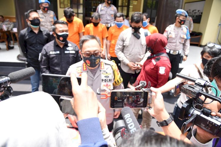 Polrestabes Bandung Menangkap Pelaku Pembobolan ATM Yang Meresahkan Masyarakat
