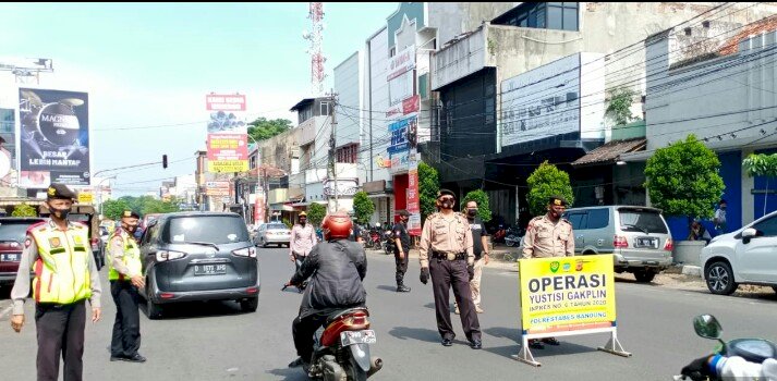 Polsek Regol Polrestabes Bandung  Laksanakan Operasi Yustisi Penegakkan Disiplin