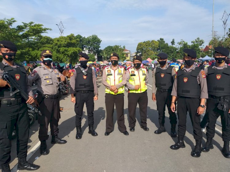 Amankan Pastum GBLA, Polsek Gedebage Polrestabes Bandung Beri Himbauan 3M 1T Kepada Para Pengunjung