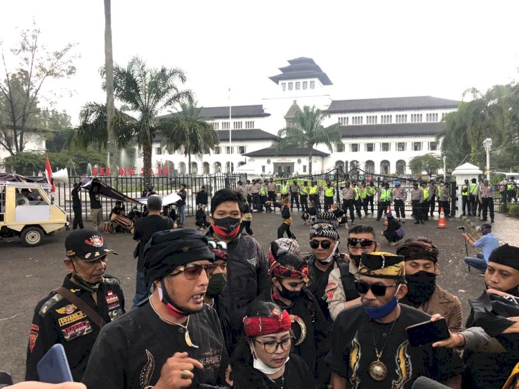BBGB Unjuk Rasa Menolak Tindakan Anarkisme di Kota Bandung