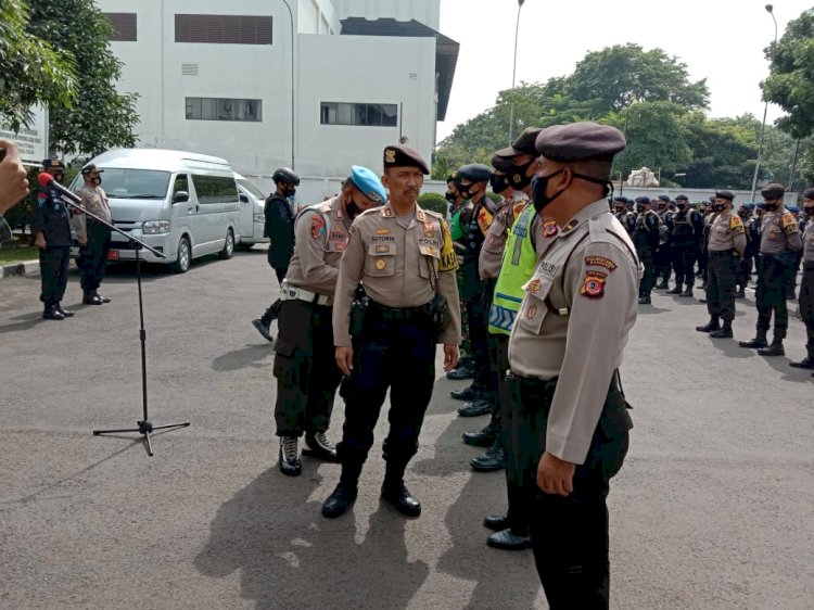 Polsek Bandung Wetan Polrestabes Bandung Mengikuti Apel Kesiapan Pengamanan Aksi Di Gedung Sate