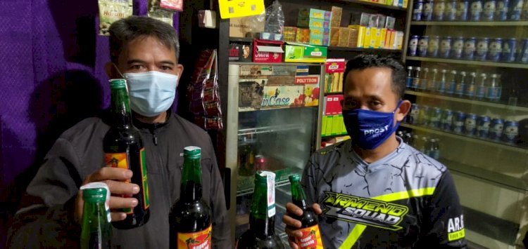 Polsek Bacip Polrestabes Bandung Operasi Cipta Kondisi/Antik dengan sasaran peredaran minuman beralkohol (miras) tanpa izin.