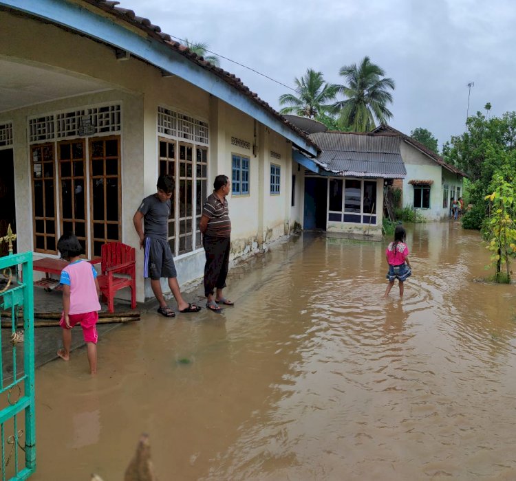 Banjir Bandang Terjang wilayah Perkotaan Kotabumi Lampung Utara.