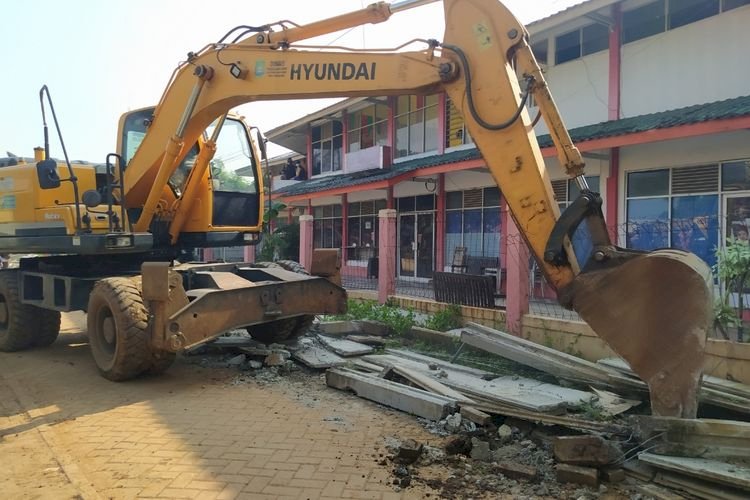 Polisi Masih Tunggu Kehadiran Pembangun Tembok yang Halangi Rumah Warga di Celedug